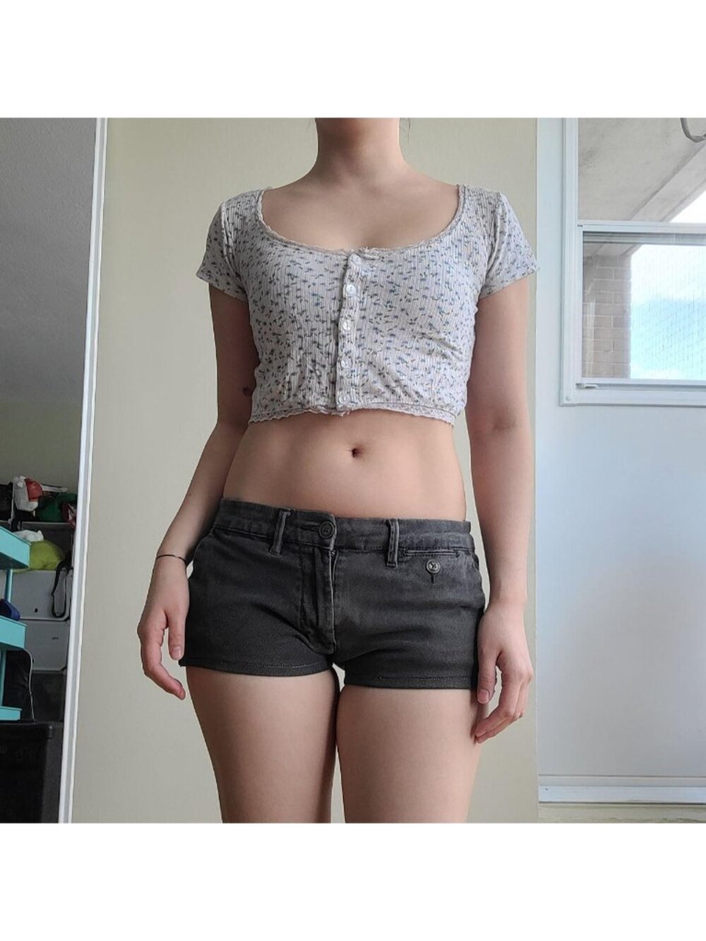 Aeropostale Vintage Cotton Floral Lace Button Detail Cami Tank Top (XS)